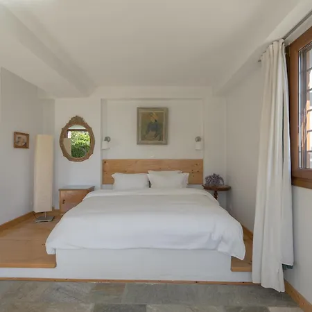 Daria's Agioi Saranta