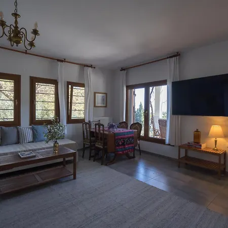 Daria's Agioi Saranta