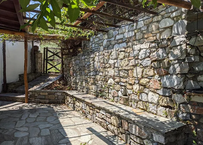 Holiday home Daria's Agioi Saranta