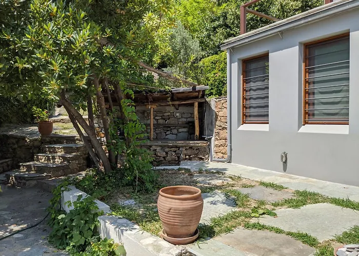 Daria's Agioi Saranta