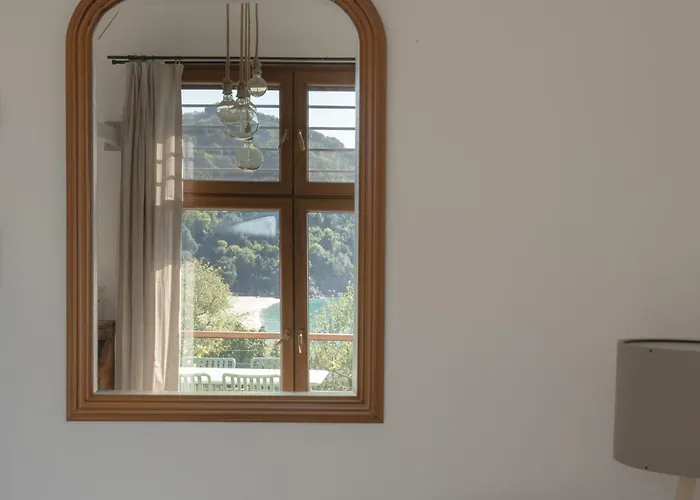 Daria's * Agioi Saranta